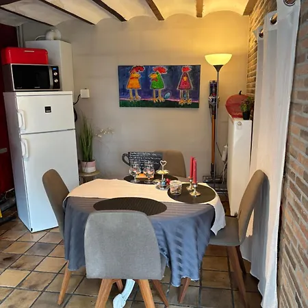 La Petite Maison Hébergement de vacances *