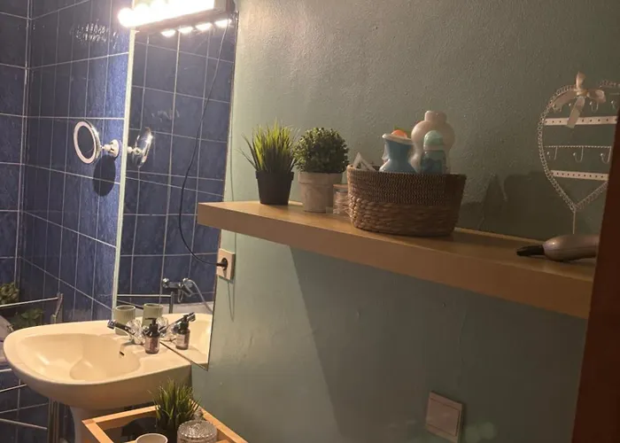 La Petite Maison Hébergement de vacances Montleban